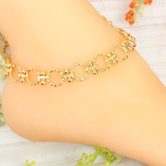 "Handmade Anklet – Elegant & Delicate Jewelry for Women | UNVRC1613 - Picture 6 of 10